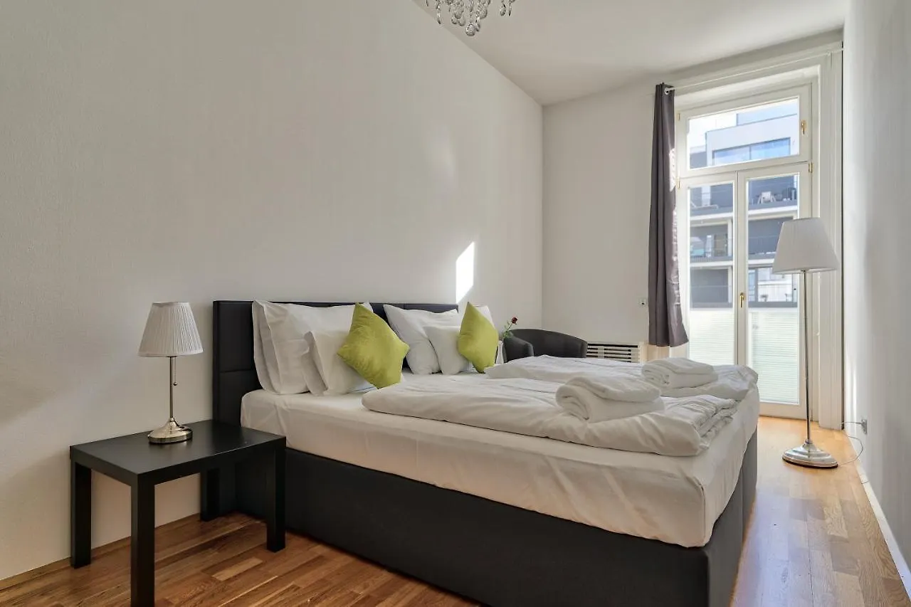 Apartments Wien - Schwarzenbergplatz 0*,  Österreich