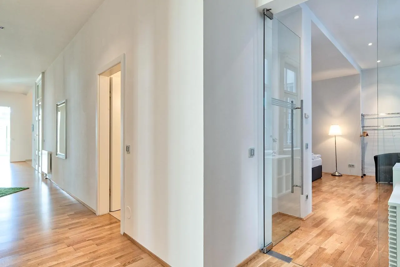Apartments Wien - Schwarzenbergplatz Viyana