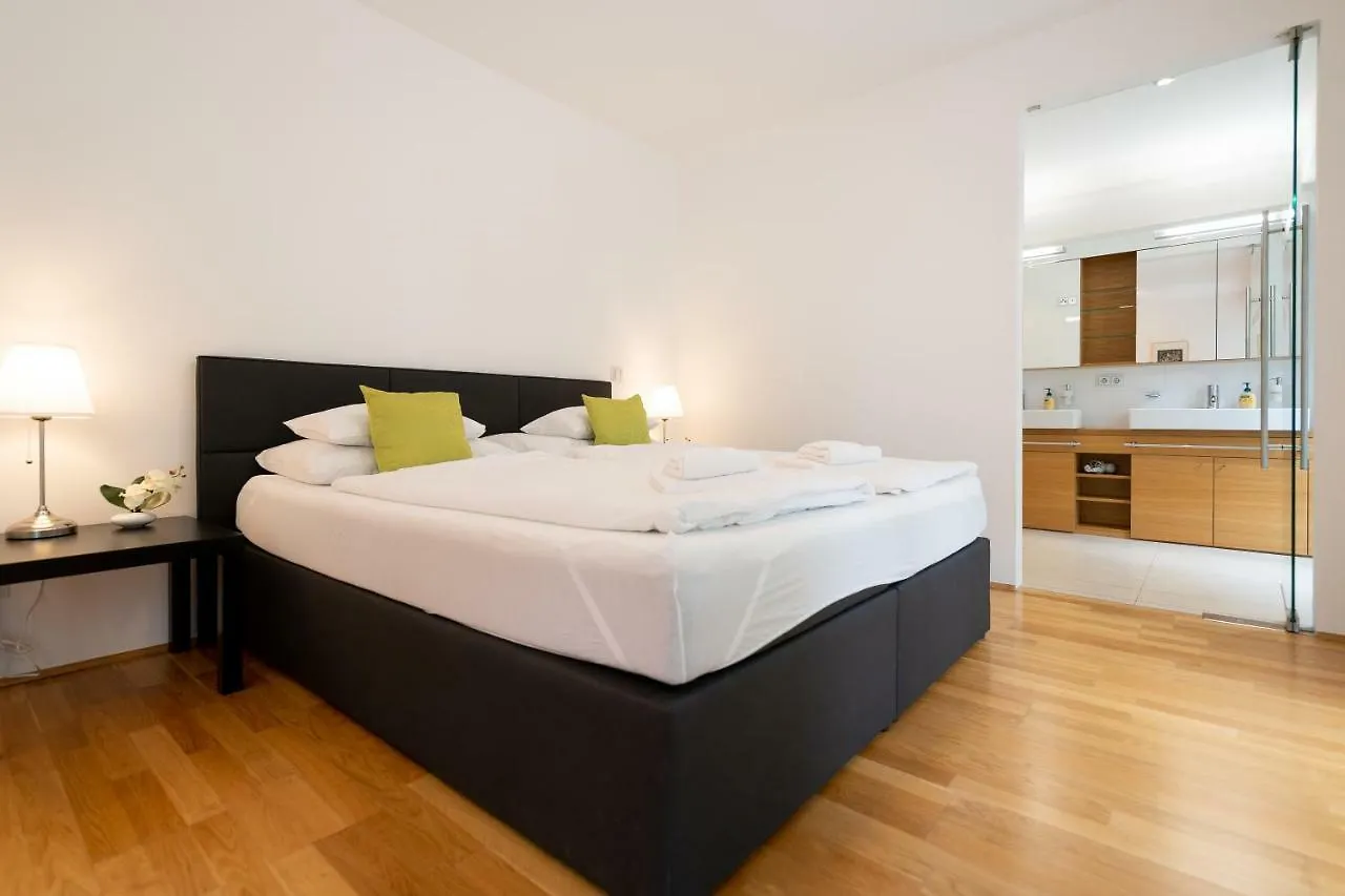 Apartments Wien - Schwarzenbergplatz 0*, Viyana