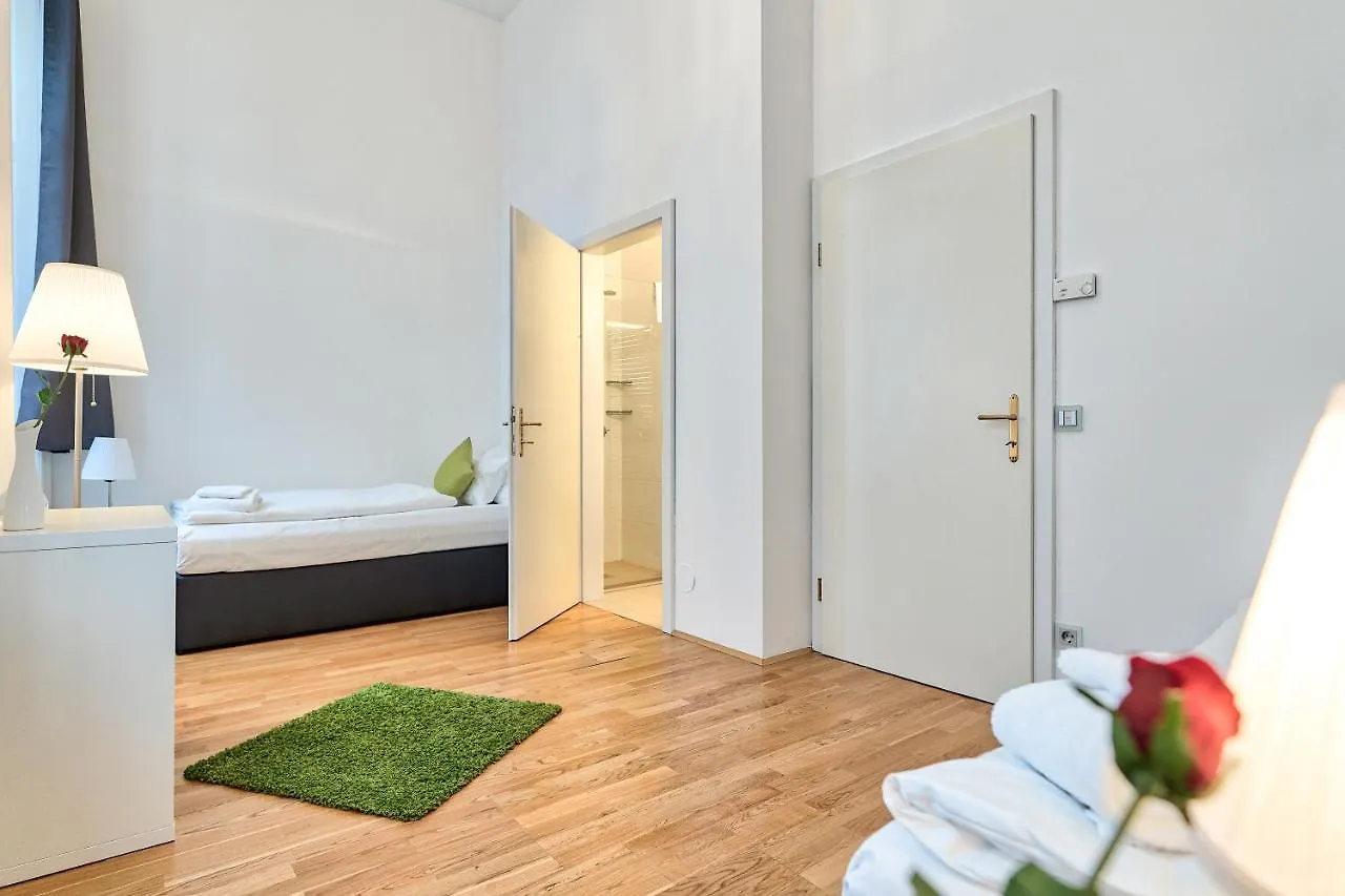 Apartments Wien - Schwarzenbergplatz 0*, Viena Austria