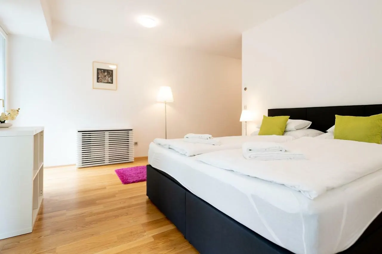 Apartments Wien - Schwarzenbergplatz Viena